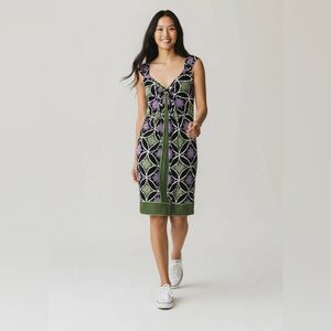 Maggy London summer dress, purple and  green, jersey knit, lightweight